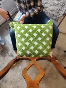 Read more about the article How to create a simple pleat on a squared edge seat