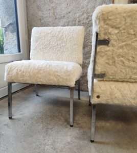 Read more about the article Modern cushion chair tutorial