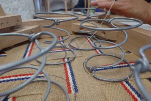 Read more about the article Sewing springs on the webbing