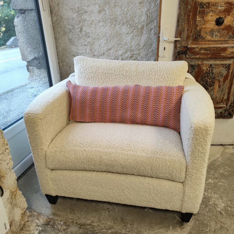 9 steps to sew a decorative cushion with a piping cord